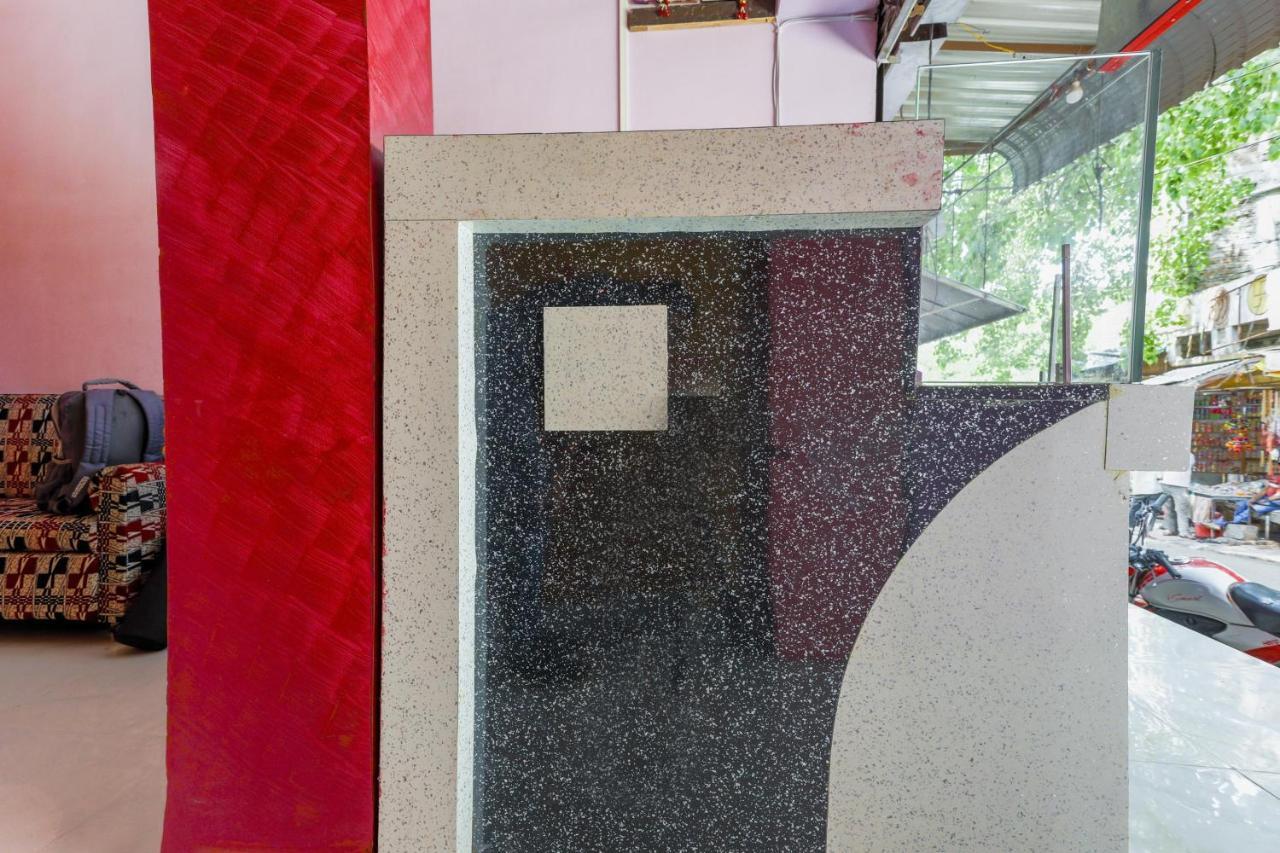 Oyo 45752 Hotel Sb Palace Godarpura ภายนอก รูปภาพ